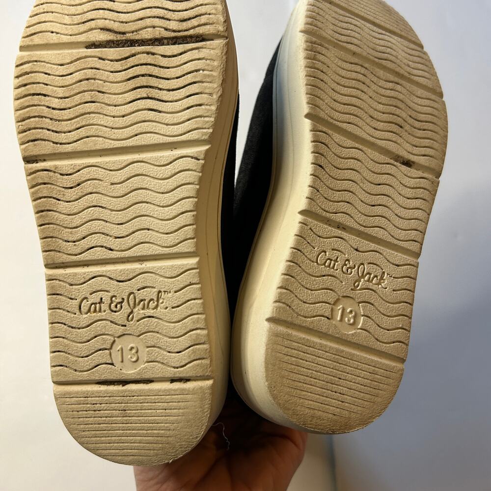 Cat & Jack Nikita Big Girls Faux Leather & Sherpa Double Zip Sneaker Booties 13 - Picture 5 of 5